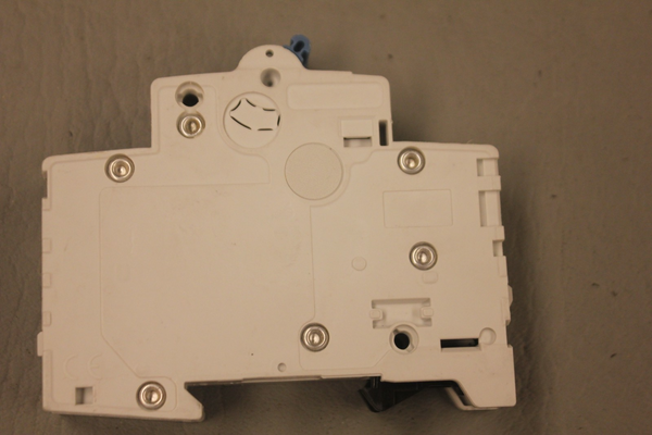 ALLEN BRADLEY 1492-SPM1C100 SER D BREAKER MODULE