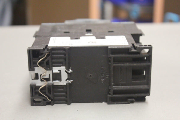 SIEMENS 3RT2037-1KB44-3MA0 POWER CONTACTOR