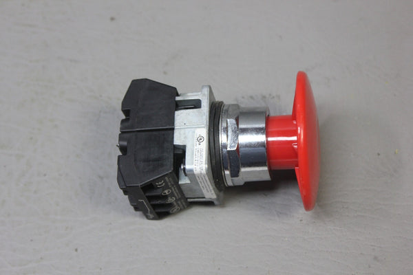 UNUSED SIEMENS RED MUSHROOM HEAD EMERGENCY PUSHBUTTON 52PM9XZ OIL TIGHT