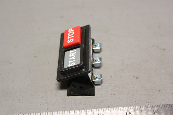 Unused SIEMENS OILTIGHT START/STOP PUSHBUTTON 49SAPB5