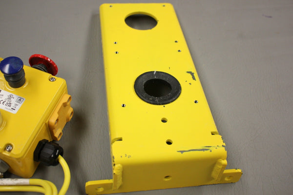 ABB LINESTRONG3R 2TLA050208R1332 240V SAFETY ROPE PULL SWITCH & MOUNT