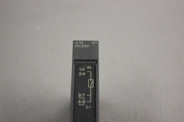 NEW SIEMENS SIMATIC MODULE 6ES7 131-4BD01-0AA0