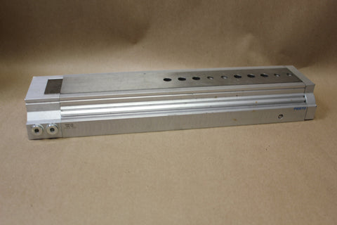 FESTO LINEAR SLIDE TABLE  P/N: DGSL-20-200-Y3A (38)