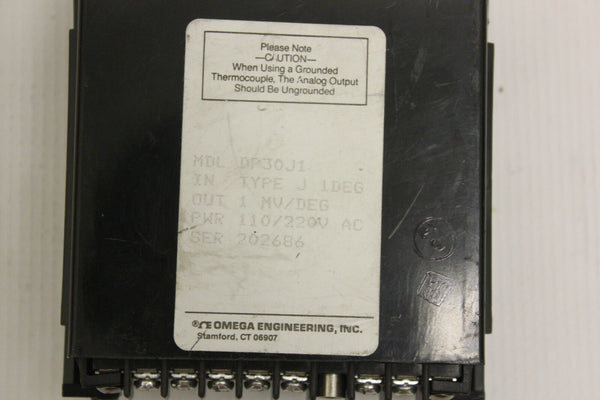 Omega DP30 Digital Thermometer  110/220v ac