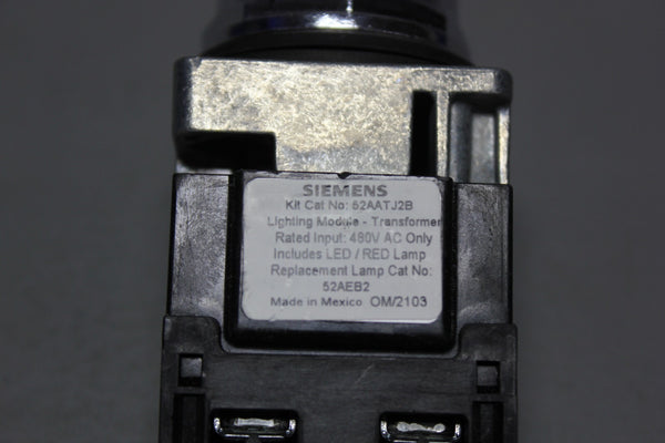 SIEMENS RED OIL TIGHT LED PILOT INDICATOR LIGHT 52PL4J2X  W/TRANSFORMER 52AATJ2B