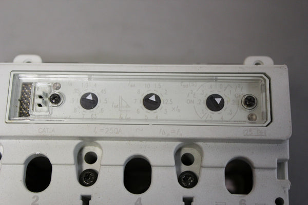 SIEMENS CIRCUIT BREAKER 3VL9325-6BH45