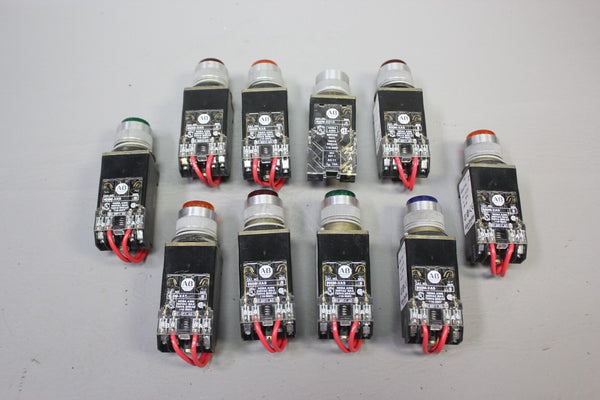 LOT OF ALLEN BRADLEY PUSHBUTTONS MISC MODELS ETC