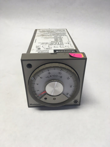 Honeywell AV501AB122 Temperature Controller 120V 50/60hz 7va