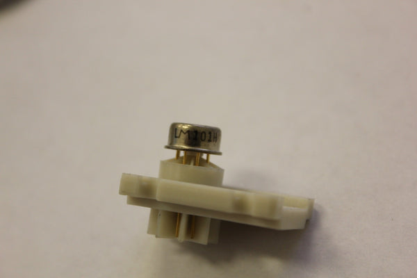  National LM101H Gold Lead Op Amp Amplifier Metal Can W/ Carrier LM101