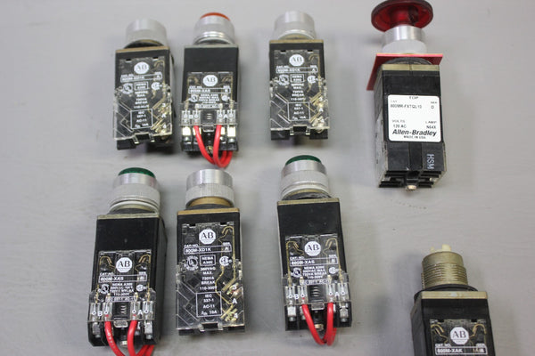 LOT OF ALLEN BRADLEY PUSHBUTTONS MISC MODELS