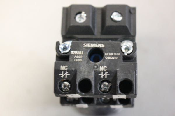 SIEMENS GREEN ILLUMINATED HEAVY DUTY PUSH/PULL BUTTON 52PP3E3UB