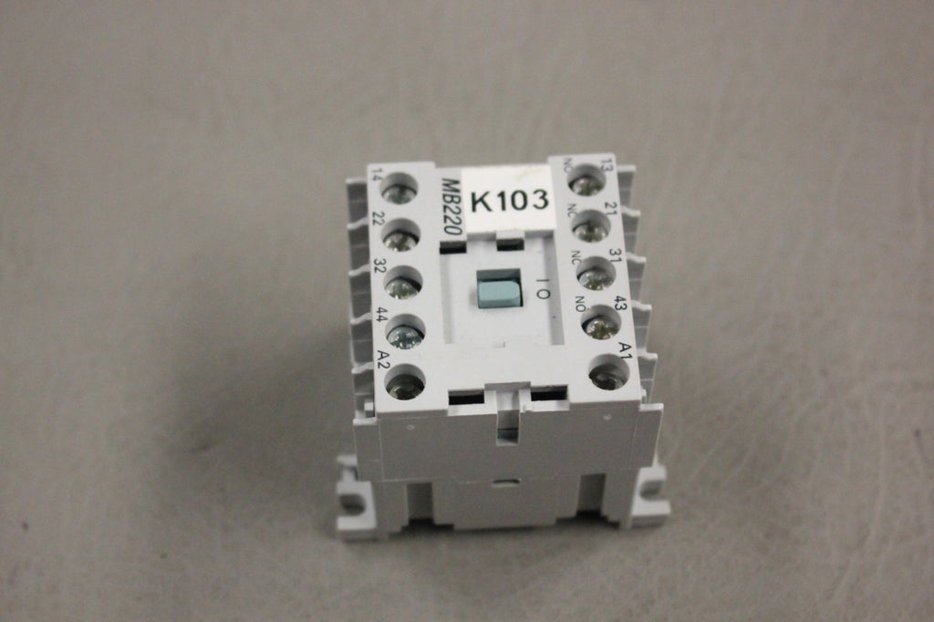 ALLEN-BRADLEY 700DC-MB220 CONTROL RELAY