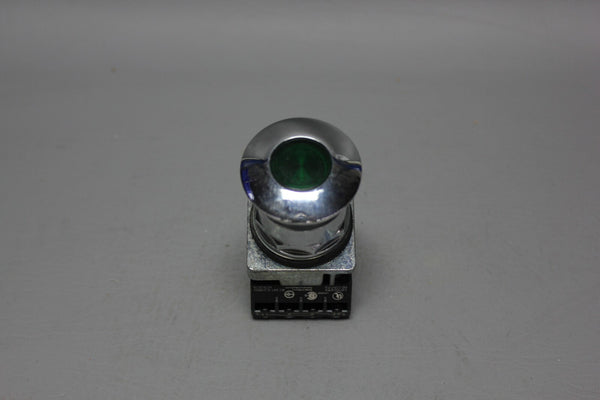 SIEMENS GREEN ILLUMINATED MUSHROOM HEAD PUSH PULL BUTTON 52PP2L3 W/52BJK