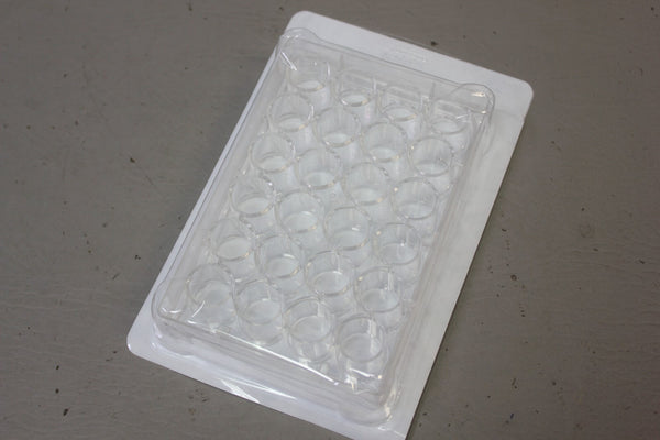50 CORNING 3524 COSTAR 24 CELL CULTURE WELL PLATE W/LID NON PYROGENIC STERILE