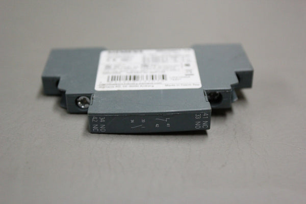 SIEMENS 3RV2901-1A COUPLER PLUG IN RELAY