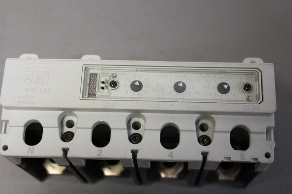 SIEMENS CIRCUIT BREAKER 3VL9325-6BH45