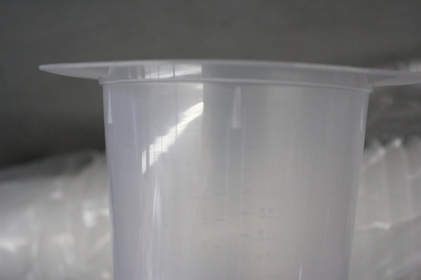 46 NEW VWR 800ml TRI-POUR GRADUATED BEAKER 25384-158