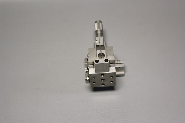 NEWPORT XZ LINEAR STAGE SERIES 461