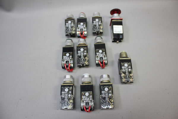 LOT OF ALLEN BRADLEY PUSHBUTTONS MISC MODELS