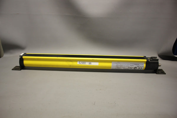 ALLEN-BRADLEY SAFETY LIGHT CURTAIN TRANSMITTER 440L-T4K0480YD