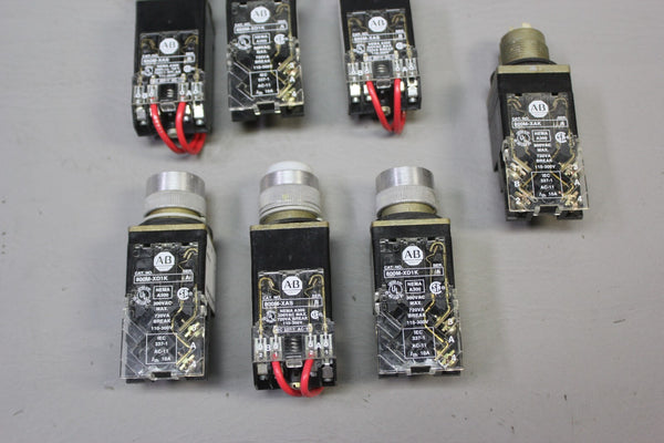 LOT OF ALLEN BRADLEY PUSHBUTTONS MISC MODELS
