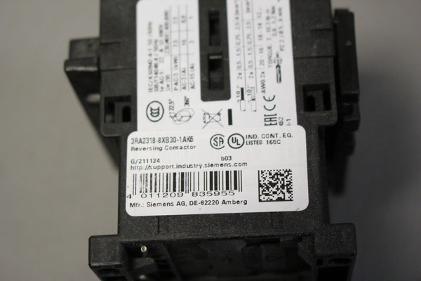 UNUSED SIEMENS REVERSING CONTACTOR 3RA2318-8XB30-1AK6