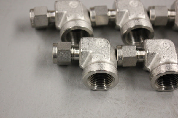 NEW SWAGELOK FITTING LOT OF 5 SS-400-8-6