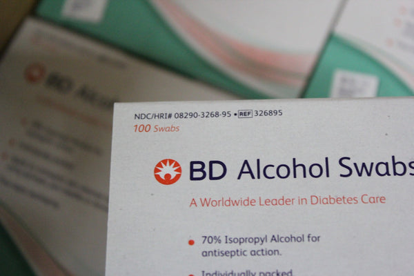NEW CASE OF 1200 (12 BOXES OF 100) BD ALCOHOL SWABS 326895