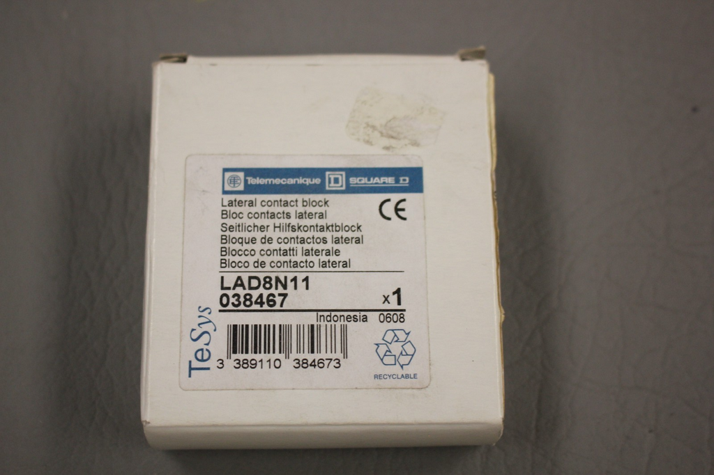 NEW TELEMECANIQUE LATERAL CONTACT BLOCK LAD8N11 038467
