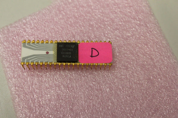 Vintage AMI Gold/Grey Trace CPU Chip Processor (D)