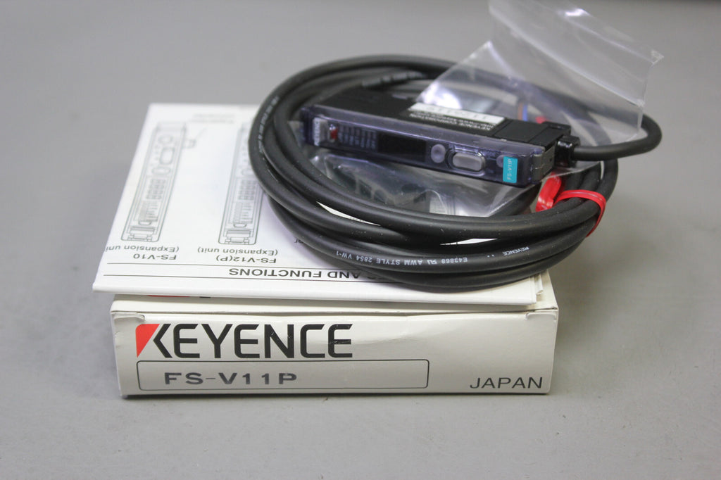 NEW KEYENCE FIBEROPTIC AMPLIFIER FS-V11P