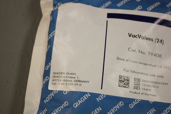 NEW QIAGEN VACVALVES 19408 24X