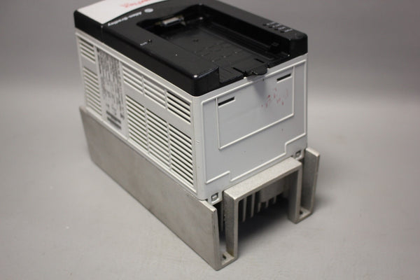 ALLEN BRADLEY POWERFLEX 2HP AC DRIVE  20AD3P4A0AYNNNC0