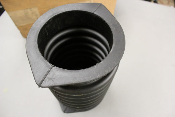 NEW SWECO S30N01904 RUBBER SPOUT BOOT CONNECTOR BU4330C-08-26