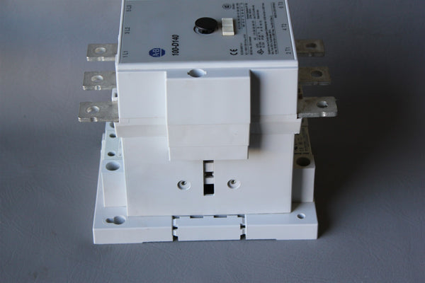ALLEN BRADLEY 100-D140 CONTACTOR WITH AUX CONTACT 100-D140 B