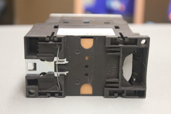 SIEMENS 3RT1036-1BB40 POWER CONTACTOR