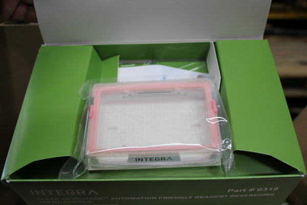 NEW CASE OF 300 INTEGRA 150ml POLYSTYRENE RESERVOIR 6318 (3 BOXES OF 100)