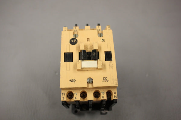 ALLEN BRADLEY MAX CONTACTOR 100-A30NZ*3 SER B