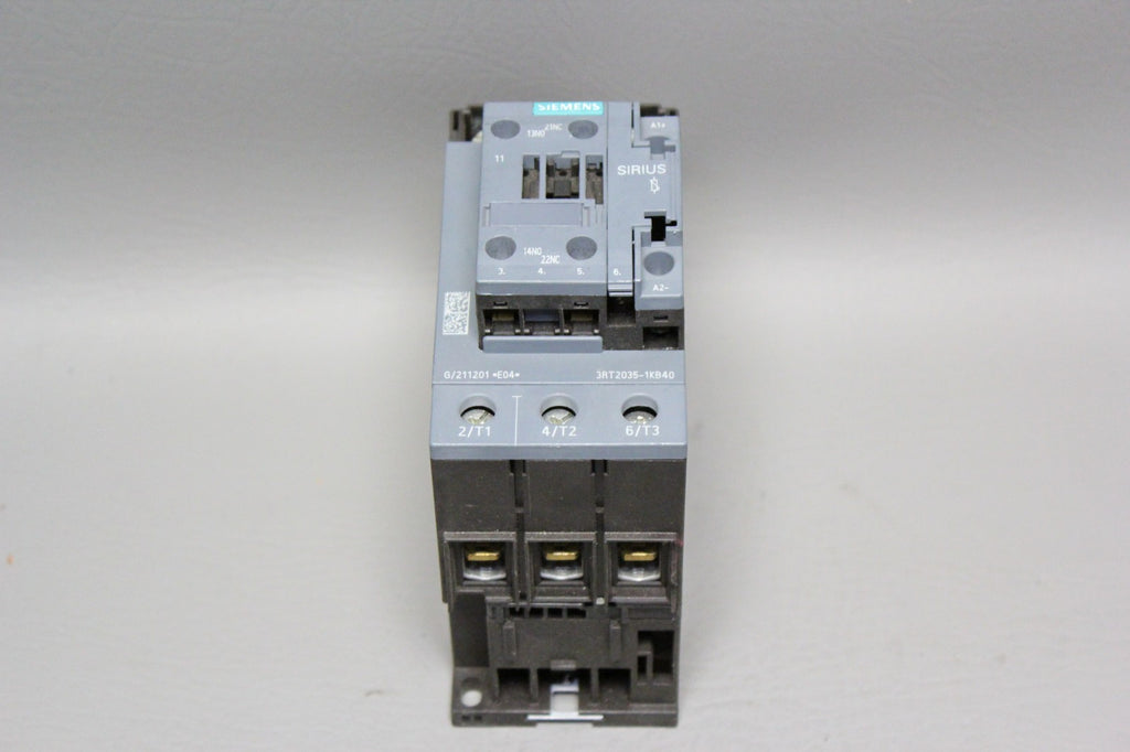 SIEMENS POWER CONTACTOR  3RT2035-1KB40