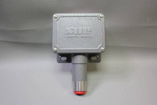 NEW SOR PRESSURE SWITCH 6NN-K3-M4-C2A-TT 12-100PSI