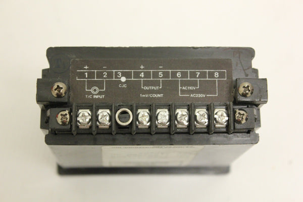 Omega DP30 Digital Thermometer  110/220v ac