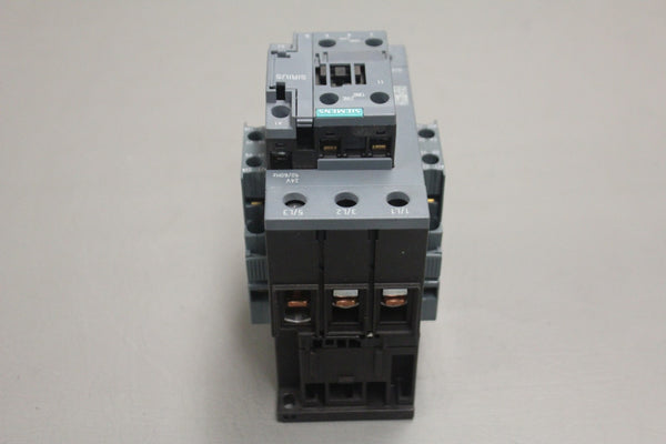 SIEMENS LEN00D003024C LIGHTING CONTACTOR