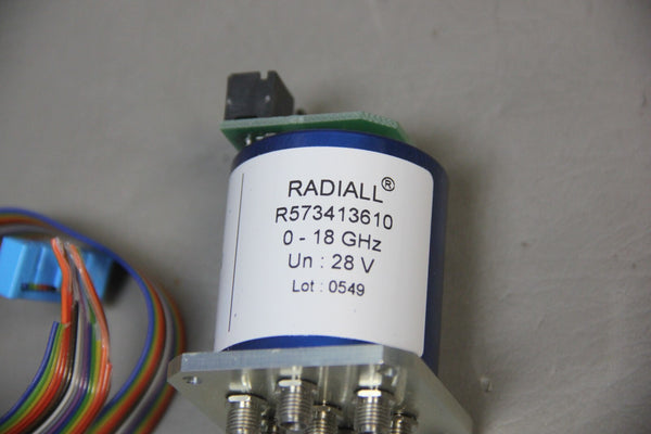 RADIAL RF MICROWAVE COAXIAL SWITCH R573413610 0-18GHZ 28V
