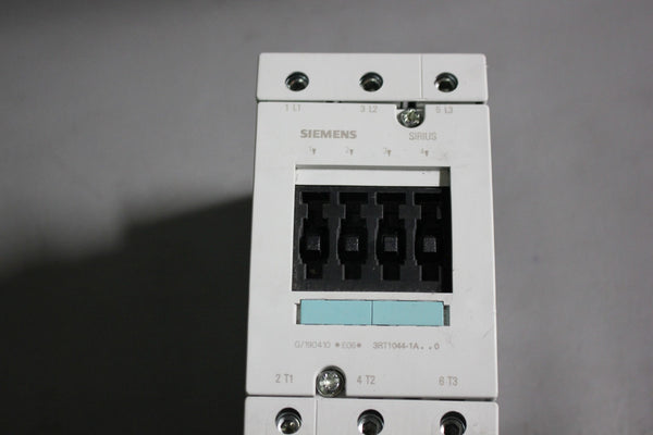 SIEMENS POWER CONTACTOR   3RT1044-1AC20