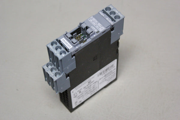 SIEMENS 3UF7300-1AU00-0  DIGITAL INPUT MODULE