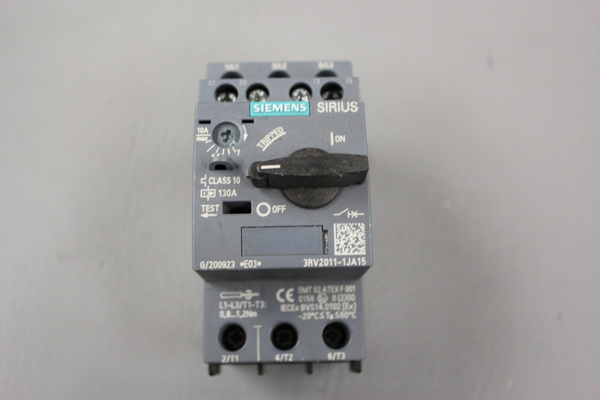 SIEMENS SIRIUS CONTACTOR MOTOR STARTER 3RV2011-1JA15