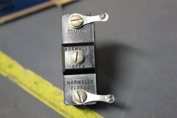 VINTAGE MICRO SWITCH SNAP ACTION SWITCH BZ-2RQ1T04
