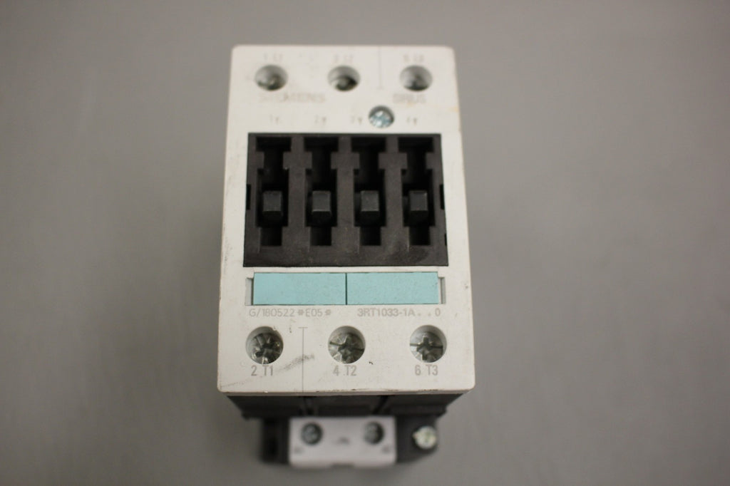 SIEMENS SIRIUS CONTACTOR 3RT1033-1A..0