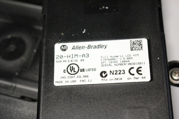 ALLEN BRADLEY POWERFLEX 70 5HP AC DRIVE W/ KEYPAD & COMM MODULE 20AD8P0A0AYNANC0