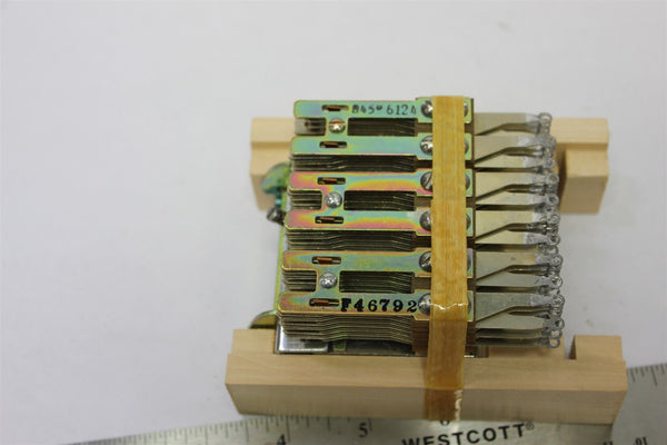 UNUSED VINTAGE STROMBERG CARLSON ELECTRONIC SWITCH 744091